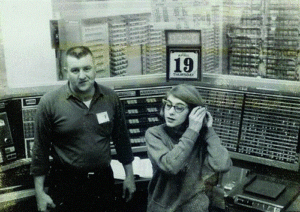 Маргарет Гамильтон и ее коллега перед прототипом компьютера XD-1 AN/FSQ-7 SAGE.