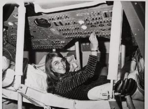 Гамильтон во время её пребывания в качестве ведущего разработчика ПО для Аполлона